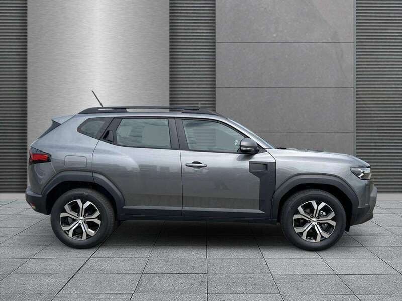 Zedergrün Neu 2025 Dacia Duster Expression SUV | 23.790 € (Fairer Preis) - Bild 1/4