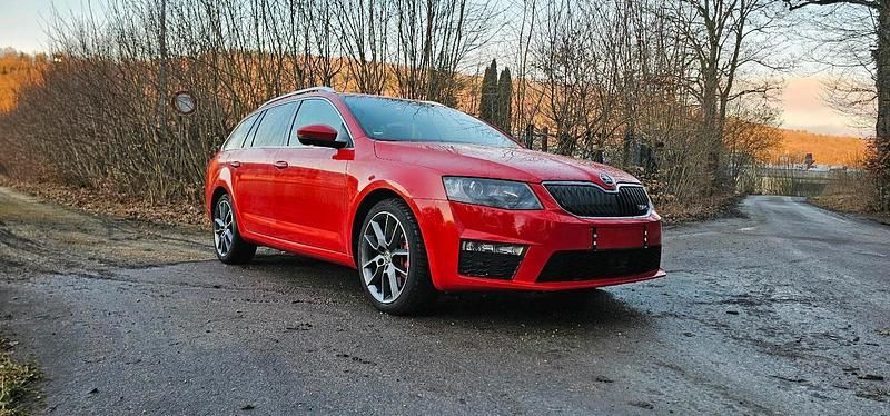 Gebraucht Skoda Octavia RS 184 PS (135 kW) 2014 Rot Kleinwagen