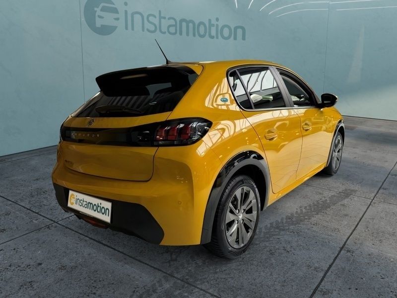 Gebraucht Peugeot e-208 Active 100 kW (136 PS) 2021 Gelb Kleinwagen