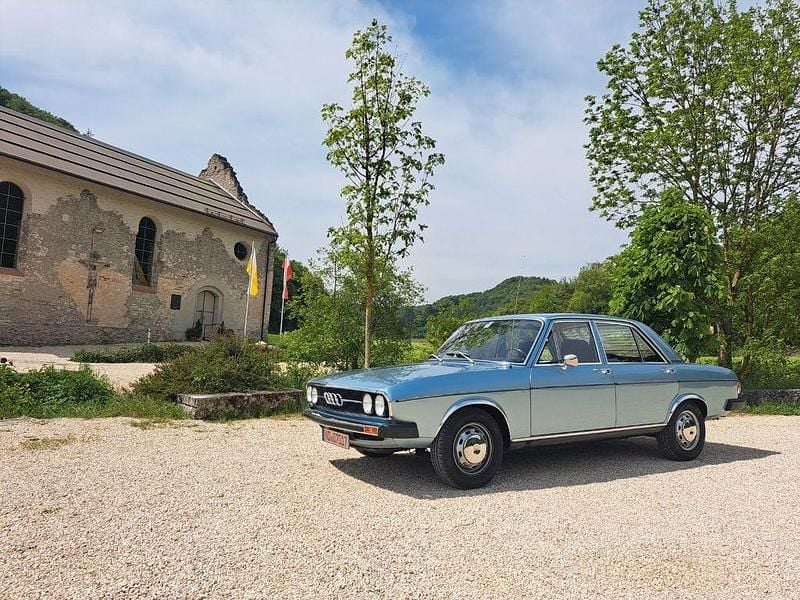 Gebraucht Audi 100 112 PS (82 kW) 1976 Blau Limousine