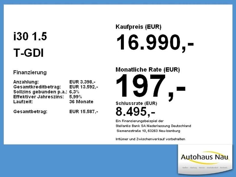 Gebraucht Hyundai i30 Intro Edition 159 PS (116 kW) 2022 Polar white / sol Limousine