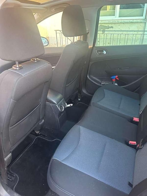 Gebraucht Peugeot 308 SW Family 150 PS (110 kW) 2012 Schwarz Kombi