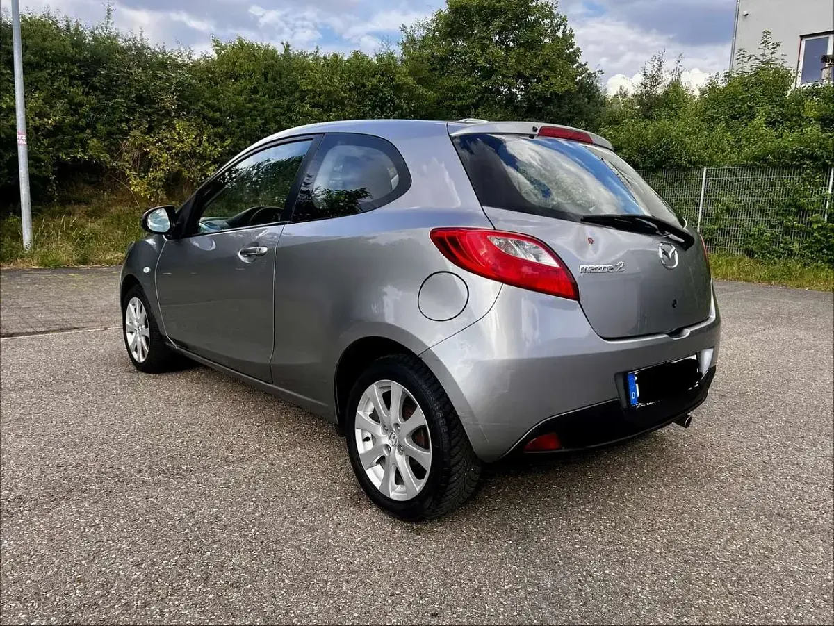 Gebraucht Mazda 2 75 PS (55 kW) 2010 Kleinwagen