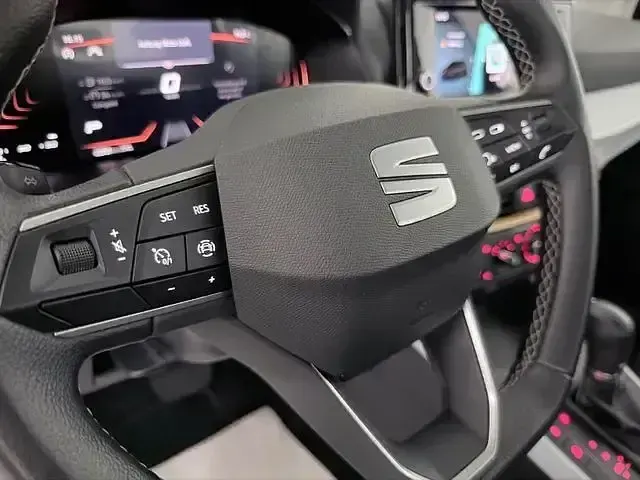 Gebraucht Seat Arona Style 116 PS (85 kW) 2025 Schwarz SUV