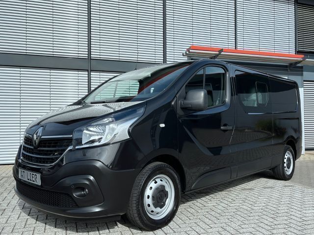 Schwarz midnight Gebraucht 2021 Renault Trafic Komfort Van | 27.390 € (Etwas zu teuer) - Bild 1/4
