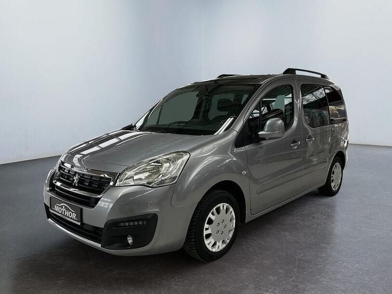 Gebraucht Peugeot Partner Allure 99 PS (72 kW) 2017 Lack grau artense/metalliclackierung mit schutzlack Van / Kleinbus