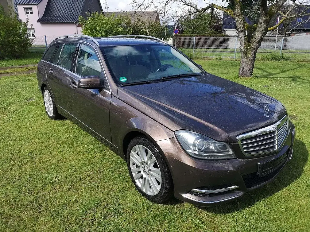 Gebraucht Mercedes C300 231 PS (169 kW) 2012 Kombi