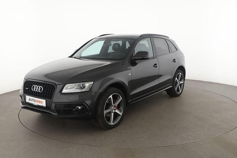 Grau Gebraucht 2015 Audi Q5 Advanced SUV | 22.260 € (Teuer) - Bild 1/3