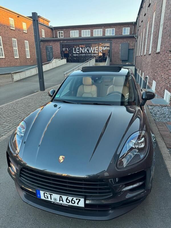 Grau Gebraucht 2020 Porsche Macan S SUV | 46.900 € (Fairer Preis) - Bild 1/4