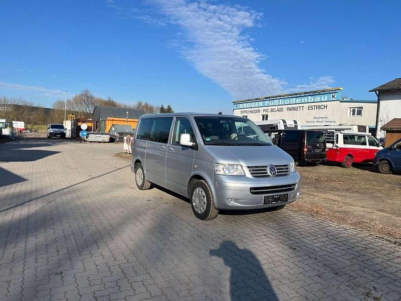 Gebraucht VW T5 131 PS (96 kW) 2008 Silber Van