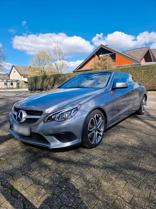 Gebraucht Mercedes E200 180 PS (132 kW) 2015 Grau Cabrio