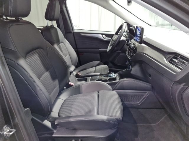 Gebraucht Ford Kuga Titanium 224 PS (164 kW) 2023 Grau, magneticgrau metallic SUV