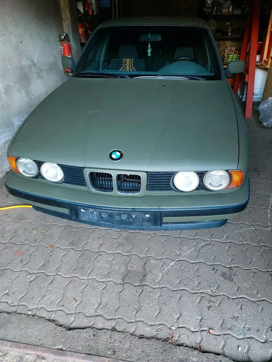Gebraucht BMW 524 150 PS (110 kW) 1994 Grün Limousine