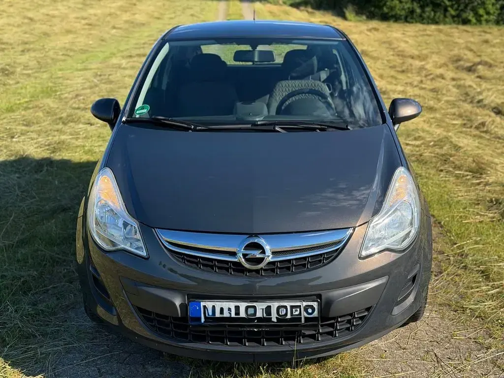 Gebraucht Opel Corsa Active 87 PS (63 kW) 2013 Grau Kleinwagen