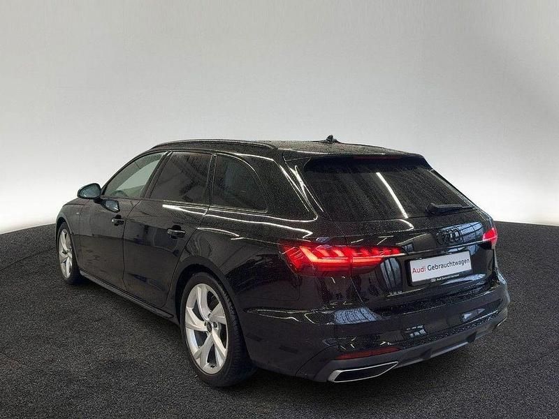 Gebraucht Audi A4 S-Line 204 PS (150 kW) 2025 Mythosschwarz metallic Kombi