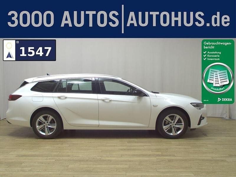 Weiss Gebraucht 2022 Opel Insignia Elegance Kombi | 12.580 € (Guter Preis) - Bild 1/4