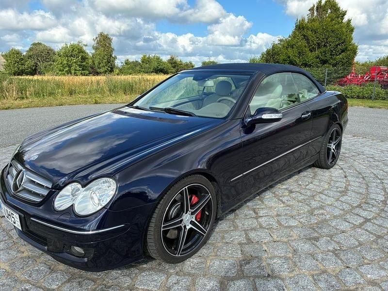 Gebraucht Mercedes CLK320 Elegance 224 PS (164 kW) 2007 Blau Cabrio