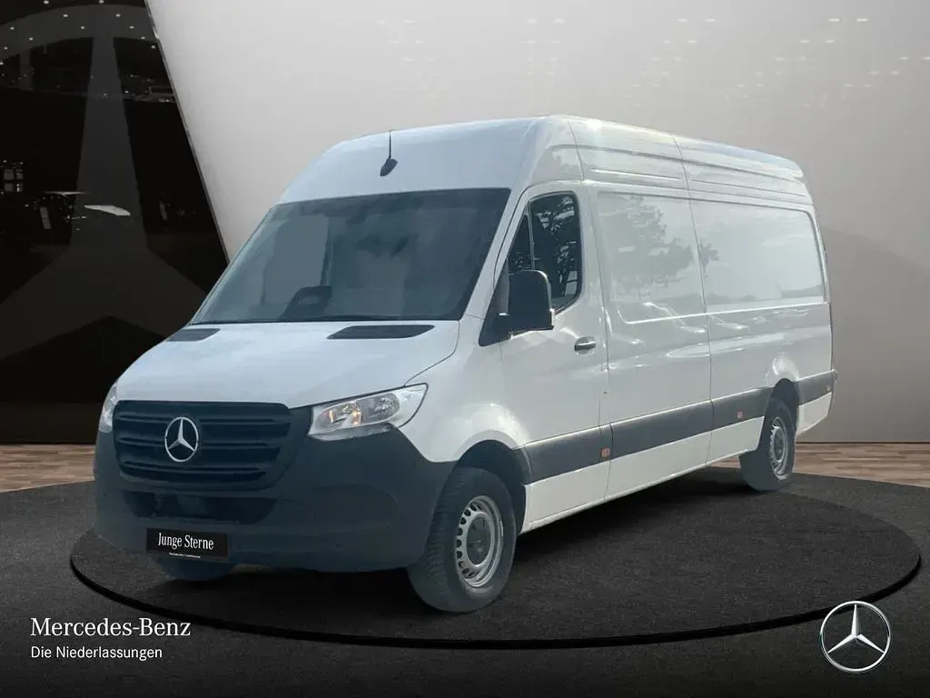 Gebraucht Mercedes Sprinter 170 PS (125 kW) 2025 Weiß Van