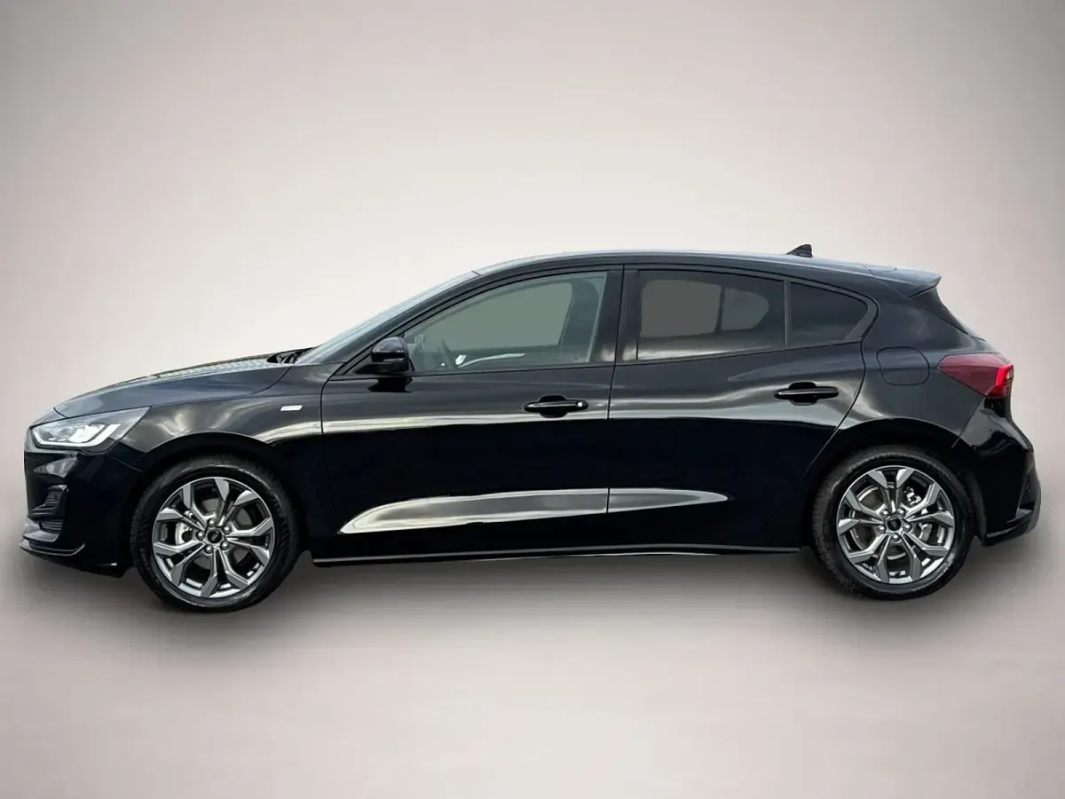 Gebraucht Ford Focus ST-Line 125 PS (91 kW) 2025 Schwarz Limousine
