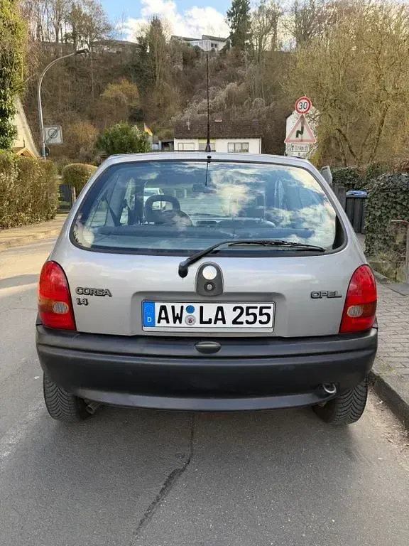 Gebraucht Opel Corsa Slam 60 PS (44 kW) 1996 Grau Kleinwagen
