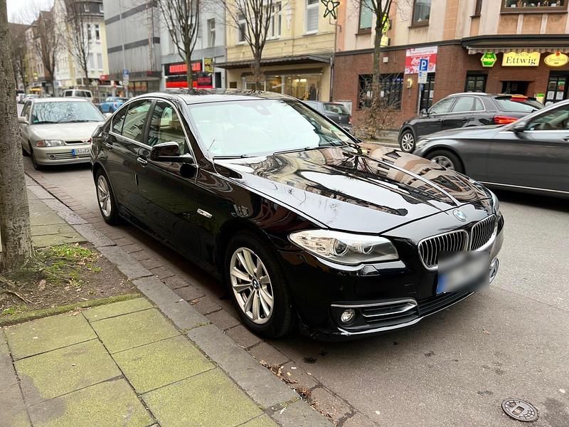 Schwarz Gebraucht 2013 BMW 520 Limousine | 9.999 € (Guter Preis) - Bild 1/4