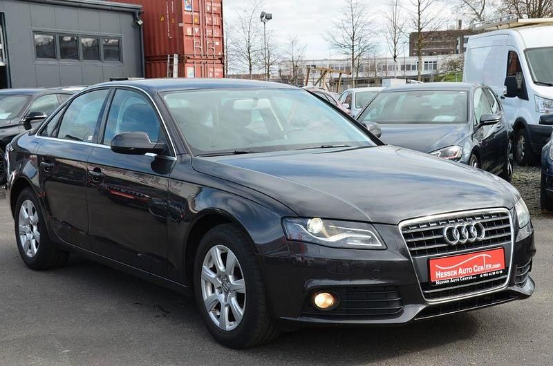 Gebraucht Audi A4 Ambiente 160 PS (117 kW) 2009 Grau Limousine