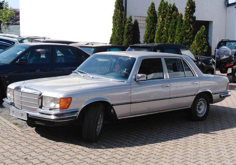 Silber Gebraucht 1977 Mercedes 280 SE Limousine | 6.700 € - Bild 1/4