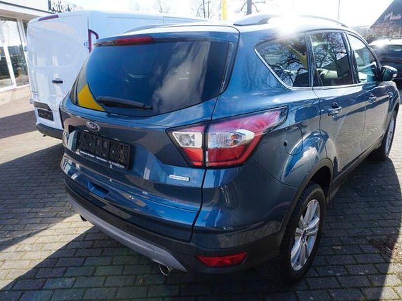 Gebraucht Ford Kuga Cool & Connect 150 PS (110 kW) 2019 Chrome blue met. (metallic) SUV