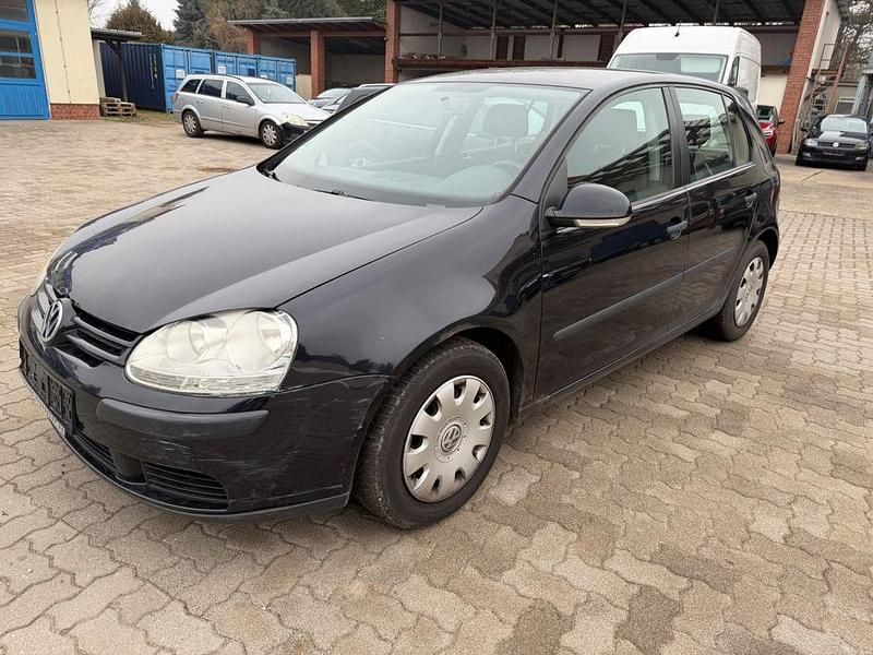 Schwarz Gebraucht 2006 VW Golf Trendline Limousine | 2.690 € (Guter Preis) - Bild 1/4