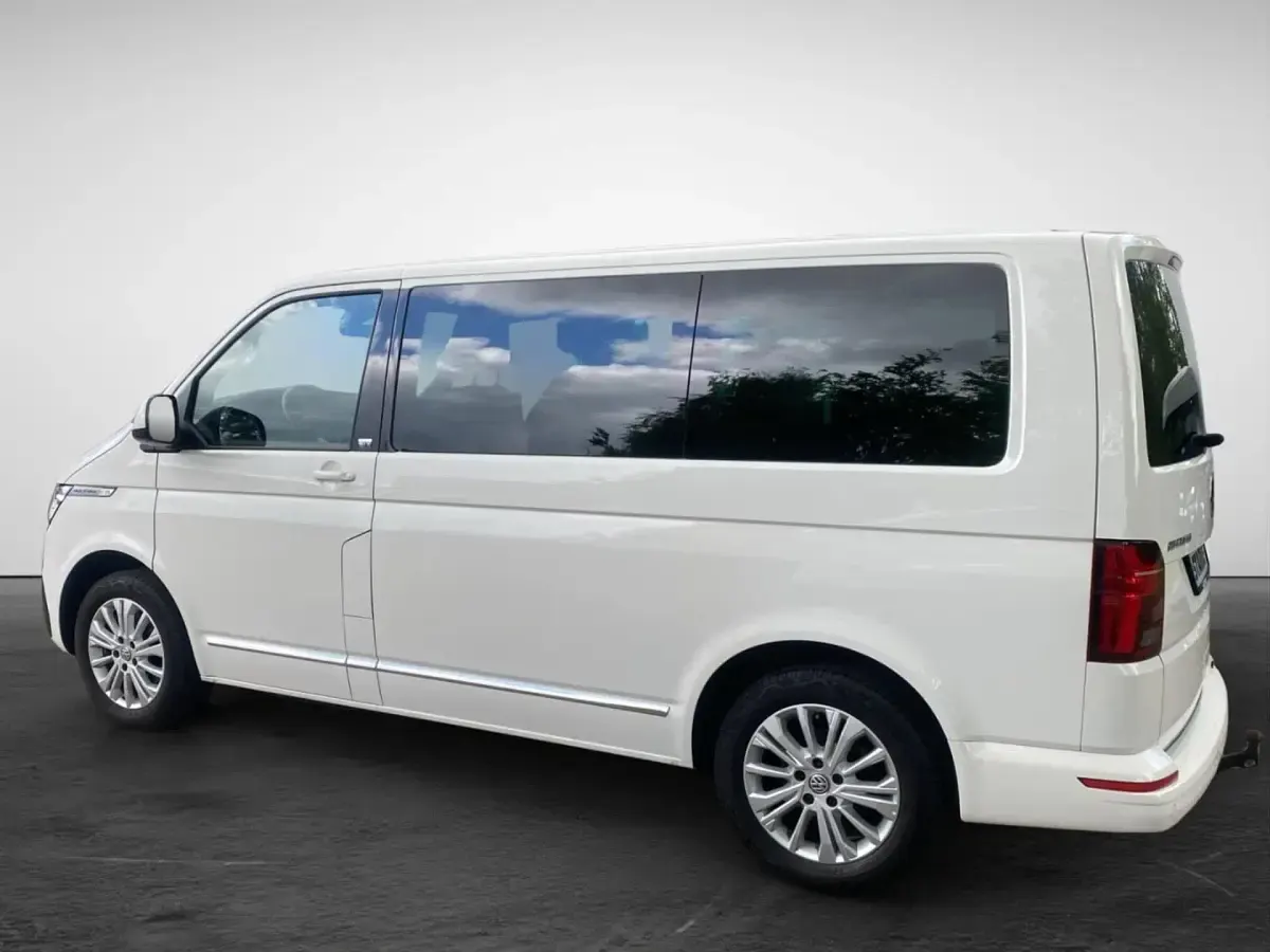 Używany VW Multivan Generation Six 199 KM (146 kW) 2021 Minivan