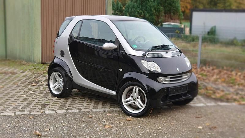 Schwarz Gebraucht 2006 Smart ForTwo Coupé Kleinwagen | 3.199 € - Bild 1/4