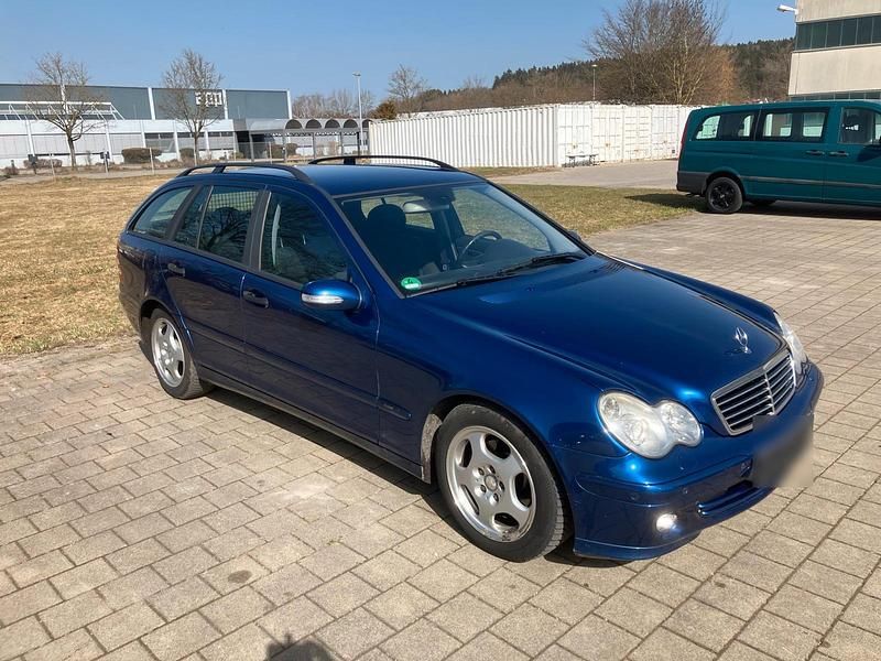Gebraucht Mercedes C220 150 PS (110 kW) 2005 Blau Kombi