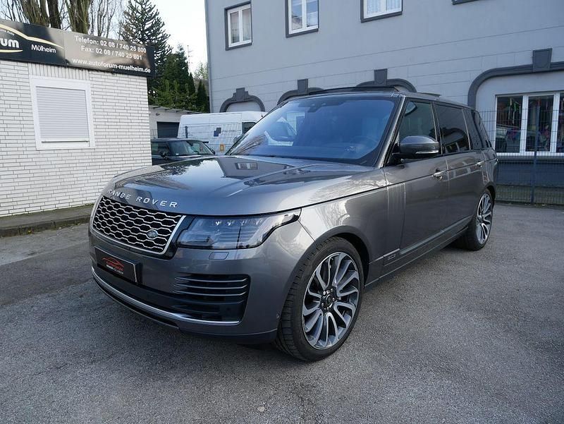 Grau Gebraucht 2019 Land Rover Range Rover Autobiography SUV | 67.950 € - Bild 1/4
