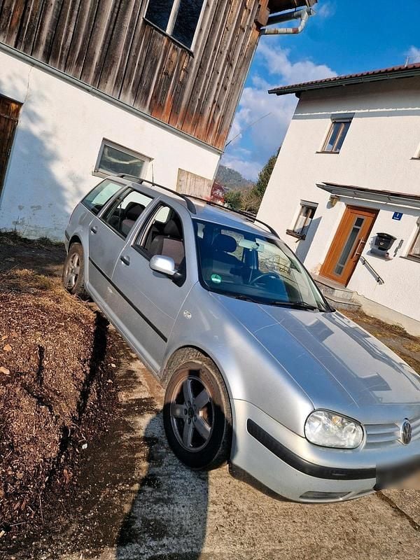 Gebraucht VW Golf IV 101 PS (74 kW) 2001 Silber Kombi