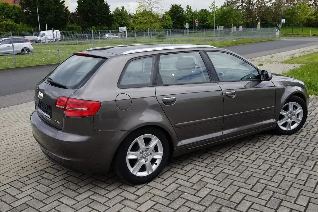 Brugt Audi A3 Attraction 125 HK (91 kW) 2012 Grå Hatchback