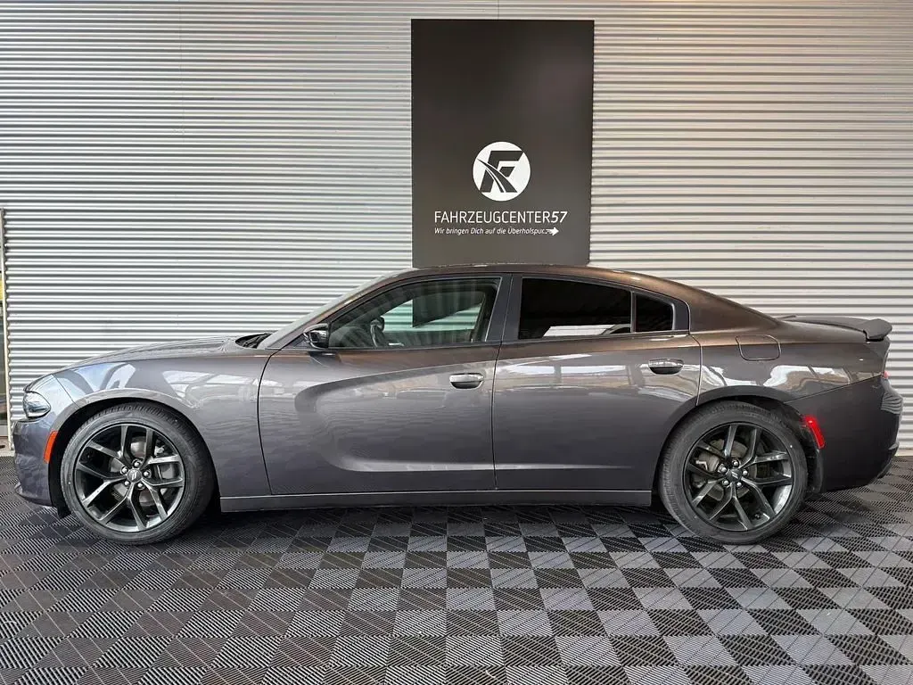 Gebraucht Dodge Charger SXT 292 PS (214 kW) 2021 Grau Limousine