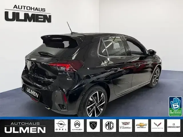 Używany Opel Corsa 101 KM (74 kW) 2025 Czarny Hatchback
