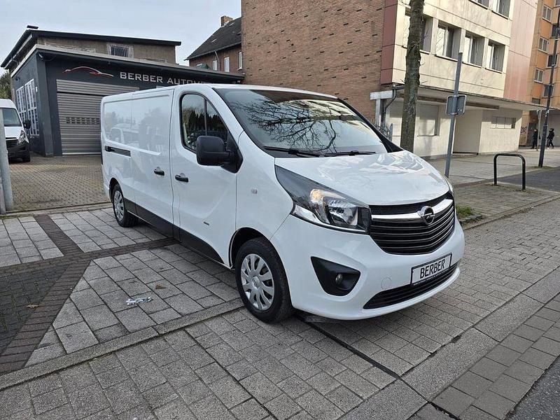 Gebraucht Opel Vivaro 125 PS (91 kW) 2018 Weiß Van / Kleinbus