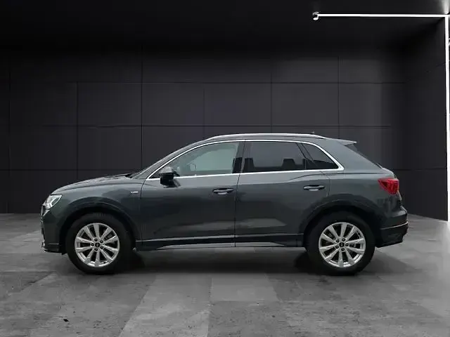Gebraucht Audi Q3 S-Line 190 PS (139 kW) 2025 Daytonagrau perleffekt SUV