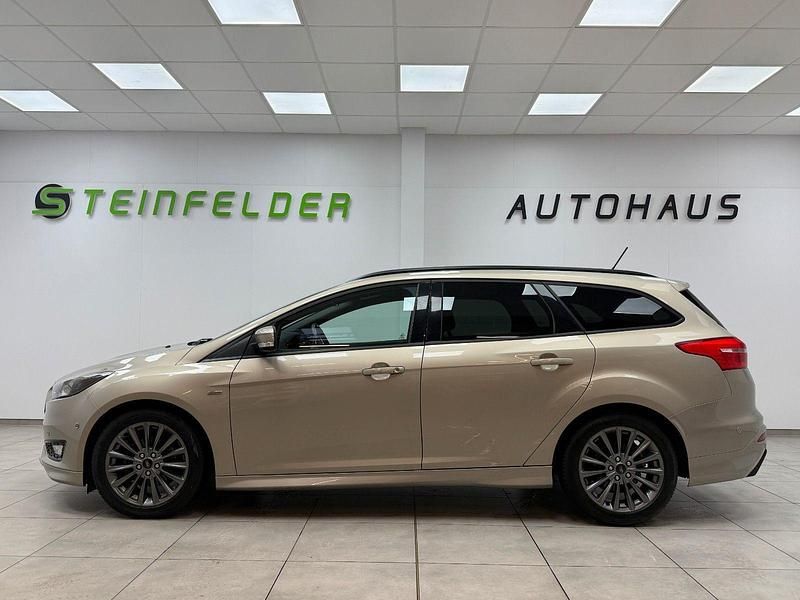 Gebraucht Ford Focus ST-Line 125 PS (91 kW) 2017 Silber Kombi