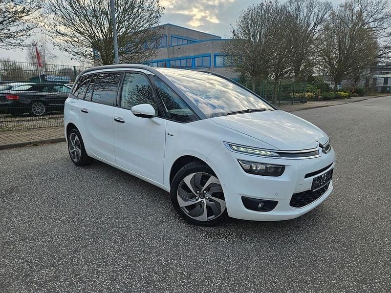 Weiß Gebraucht 2015 Citroën Grand C4 Picasso Exclusive Van / Kleinbus | 9.999 € (Fairer Preis) - Bild 1/4