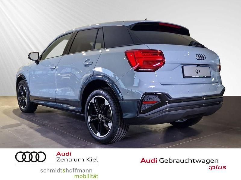 Neu Audi Q2 S-Line 150 PS (110 kW) 2026 Grau SUV