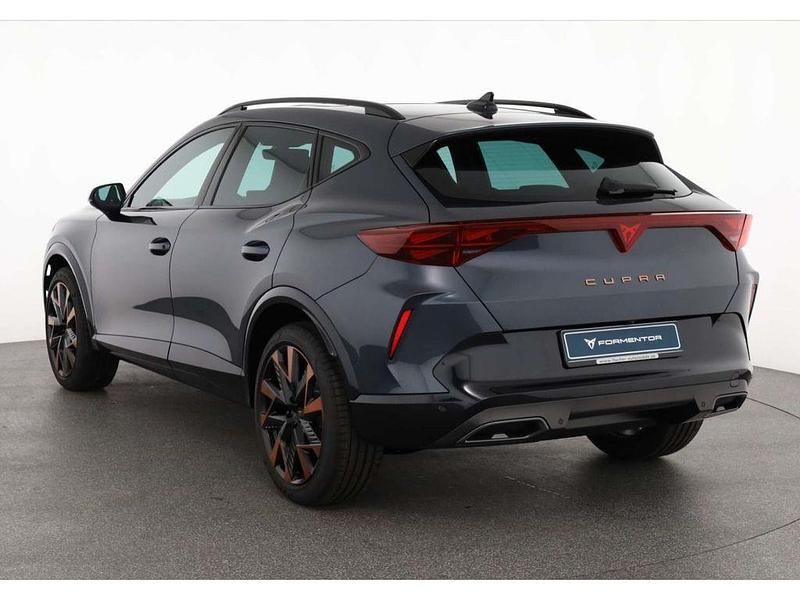 Neu Cupra Formentor 204 PS (150 kW) 2025 Grau SUV
