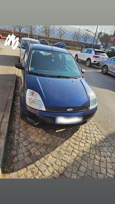 Gebraucht Ford Fiesta 101 PS (74 kW) 2005 Blau Kleinwagen
