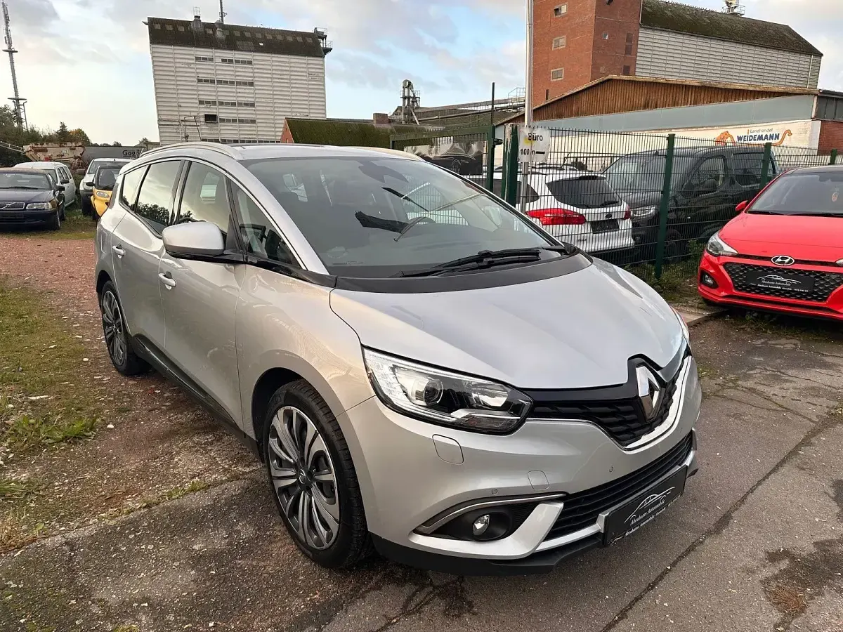 Gebraucht Renault Scénic IV Business 120 PS (88 kW) 2020 Grau Van / Kleinbus