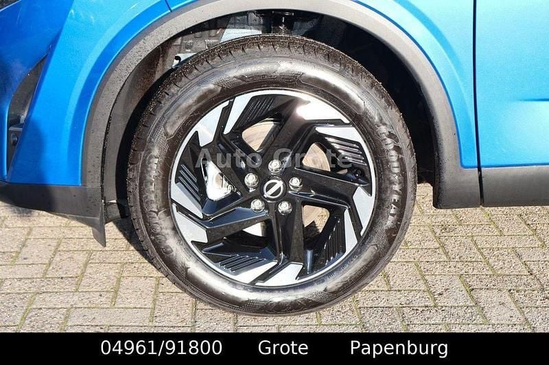 Neu Nissan Qashqai N-Connecta 158 PS (116 kW) 2025 Blau SUV