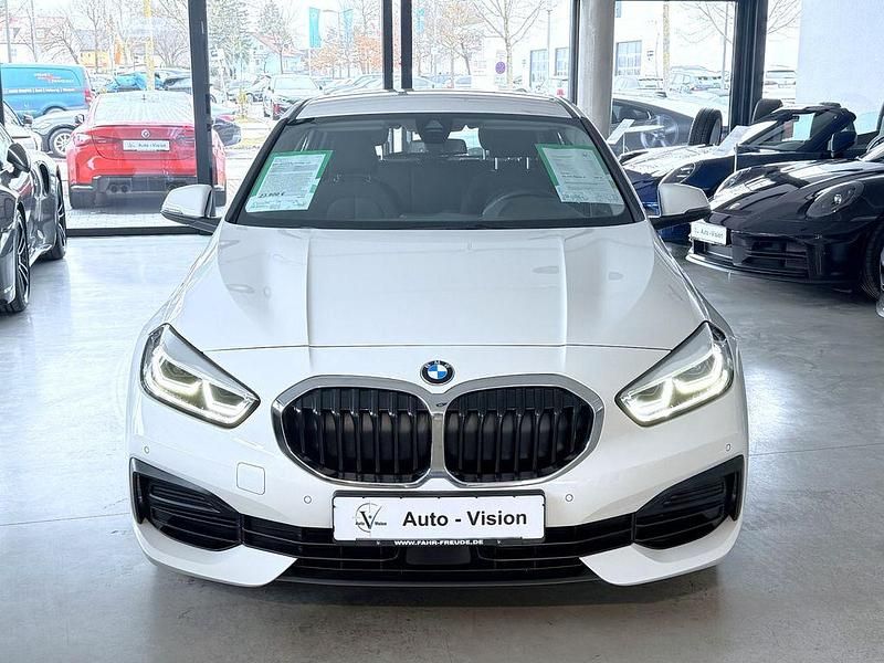 Gebraucht BMW 120 Advantage 178 PS (130 kW) 2022 Weiß Kleinwagen