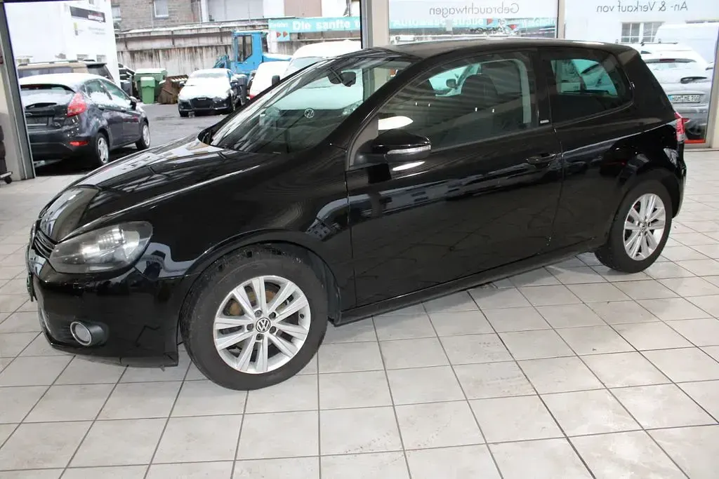 Gebraucht VW Golf VI Style 86 PS (63 kW) 2011 Schwarz Kleinwagen