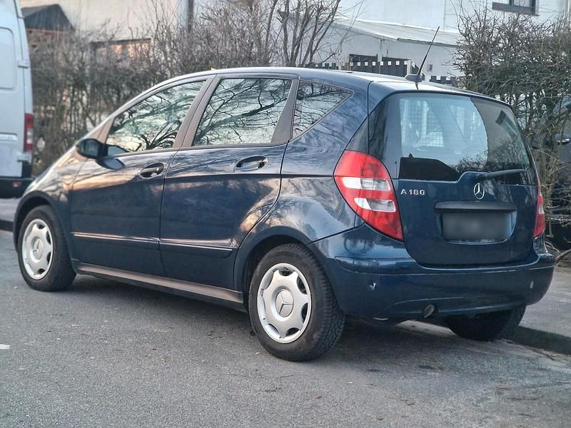 Gebraucht Mercedes A180 109 PS (80 kW) 2007 Blau Kleinwagen