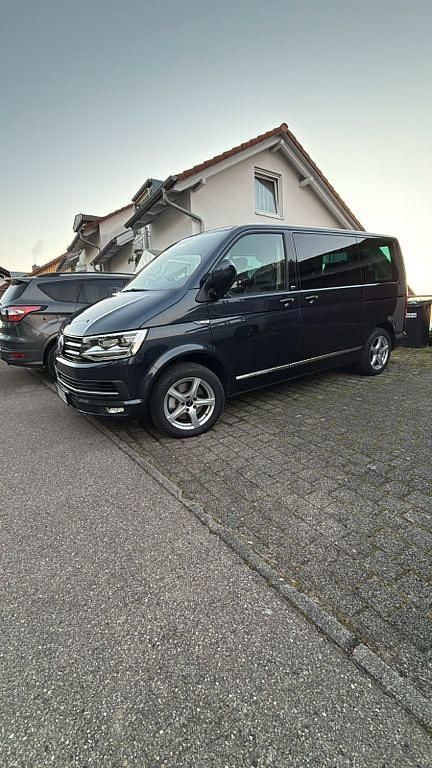 Second-hand VW T6 199 CP (146 kW) 2019 Albastru Van